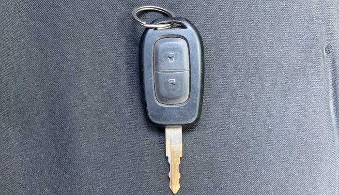 2018 Renault Kwid RXL, Petrol, Manual, 95,895 km, Key Close Up