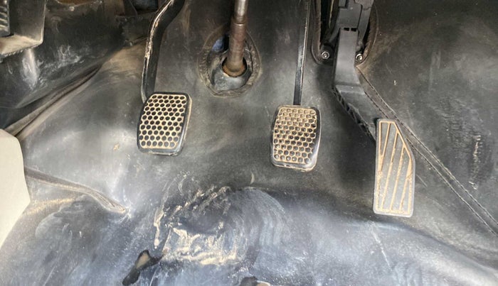2019 Maruti Alto VXI, Petrol, Manual, 63,838 km, Pedals