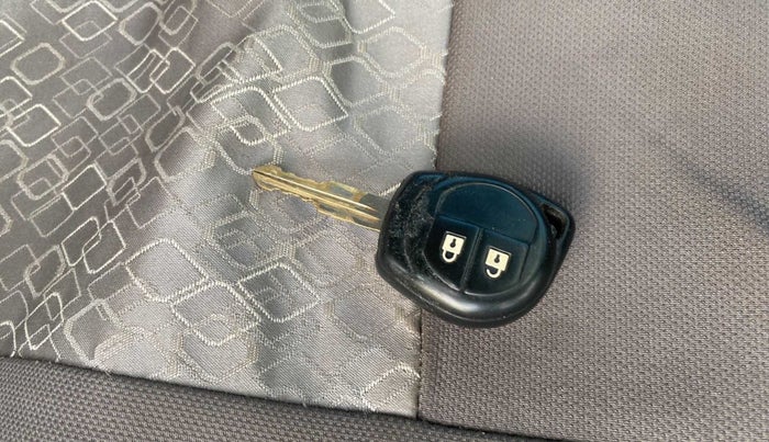 2019 Maruti Alto VXI, Petrol, Manual, 63,838 km, Key Close Up