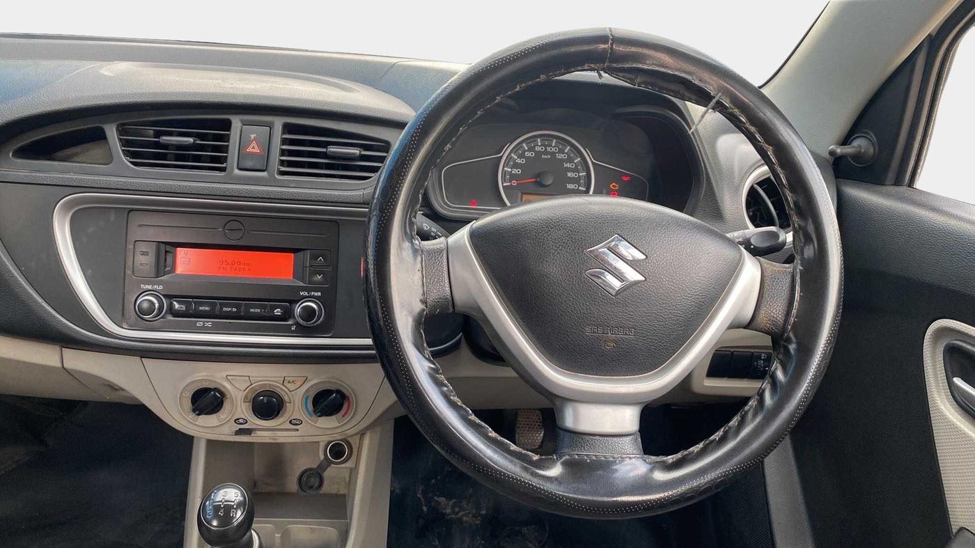 2019 Maruti Alto VXI, Petrol, Manual, 63,838 km, Steering Wheel Close Up