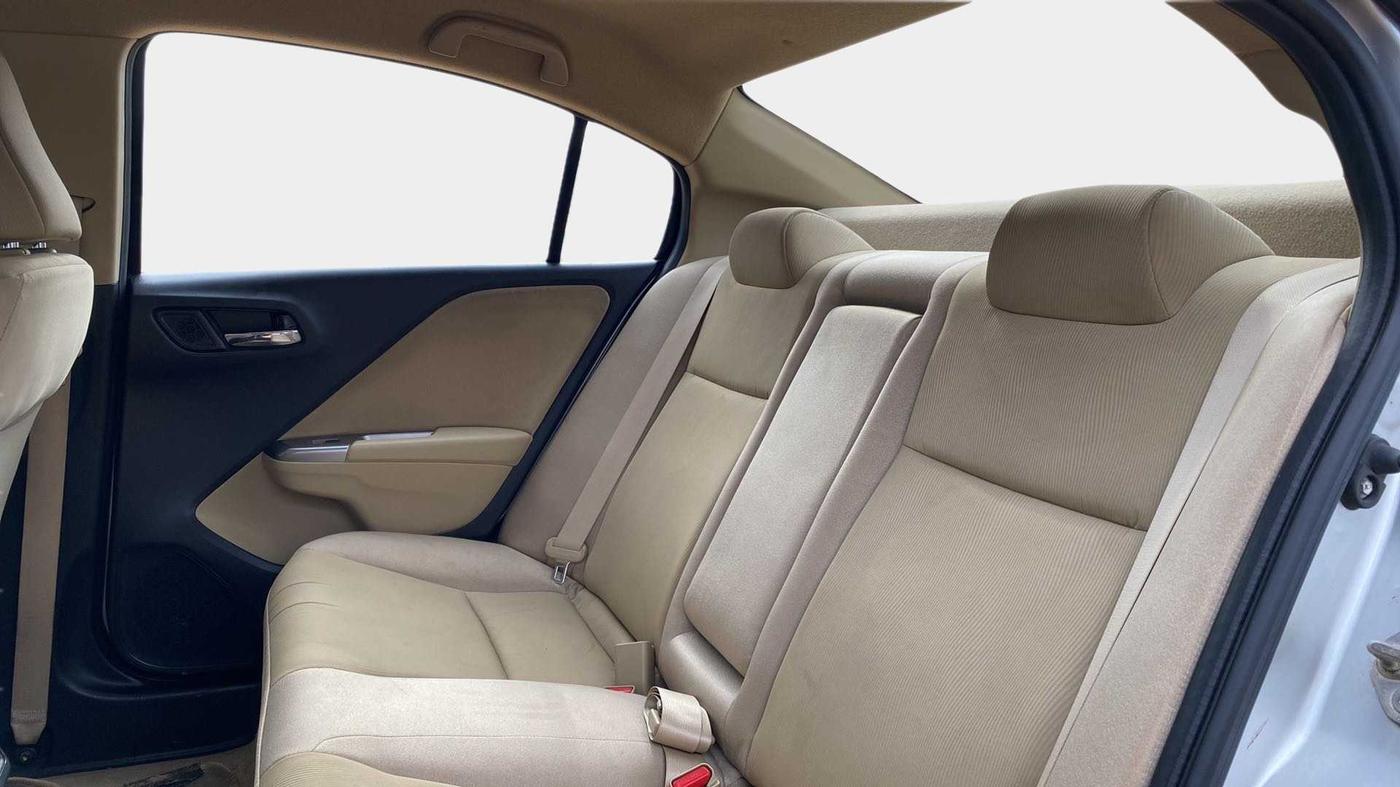 2015 Honda City 1.5L I-VTEC V MT, Petrol, Manual, 32,582 km, Right Side Rear Door Cabin