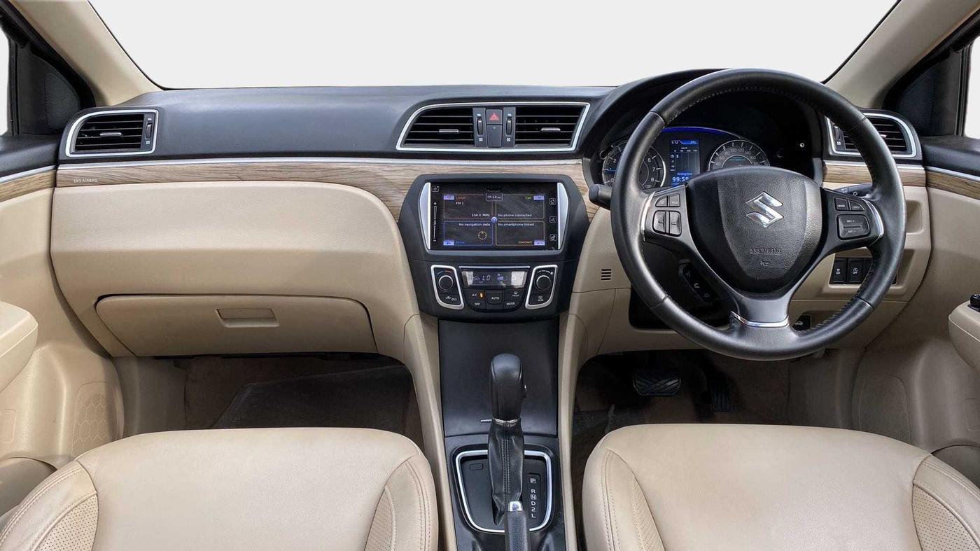 2020 Maruti Ciaz ALPHA  AT 1.5 SHVS PETROL, Petrol, Automatic, 45,074 km, Dashboard