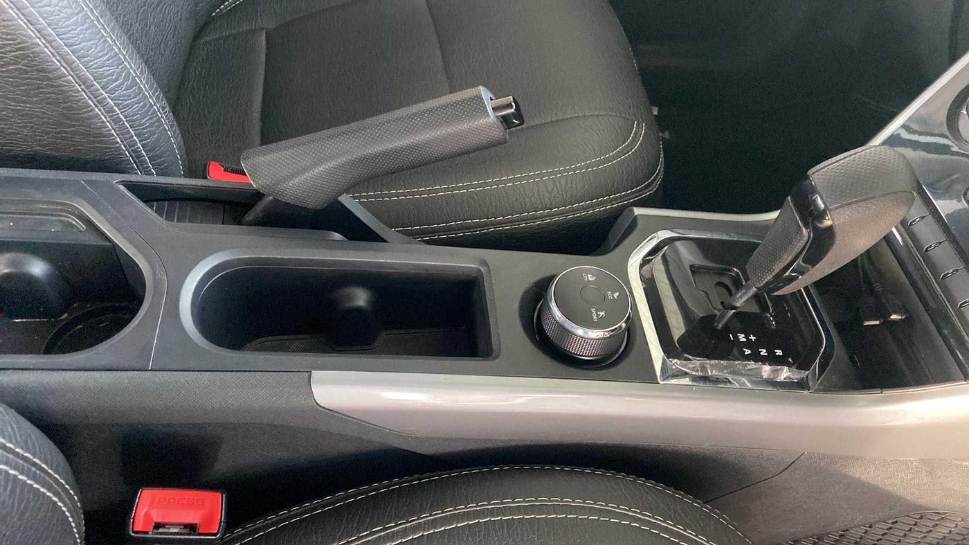 2022 Tata NEXON XMA SUNROOF PETROL, Petrol, Automatic, 24,798 km, Gear Lever