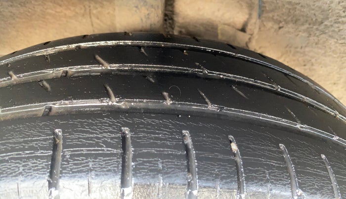 2021 Hyundai GRAND I10 NIOS SPORTZ 1.2 KAPPA VTVT CNG, CNG, Manual, 73,537 km, Right Rear Tyre Tread