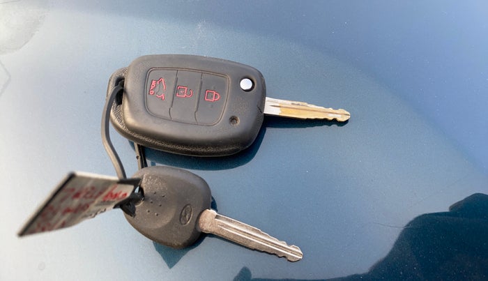 2021 Hyundai GRAND I10 NIOS SPORTZ 1.2 KAPPA VTVT CNG, CNG, Manual, 73,537 km, Key Close Up