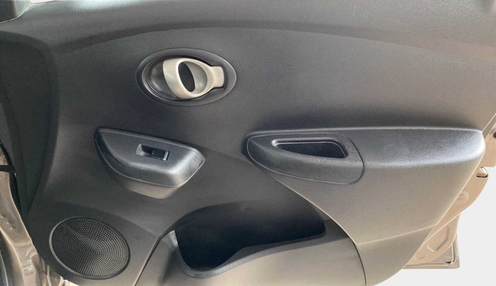2018 Datsun Go T (O), Petrol, Manual, 46,979 km, Driver Side Door Panels Control