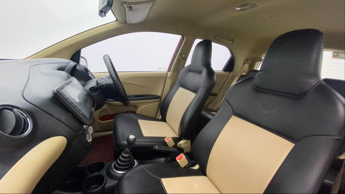 2015 Honda Brio S MT, Petrol, Manual, 61,625 km, Right Side Front Door Cabin