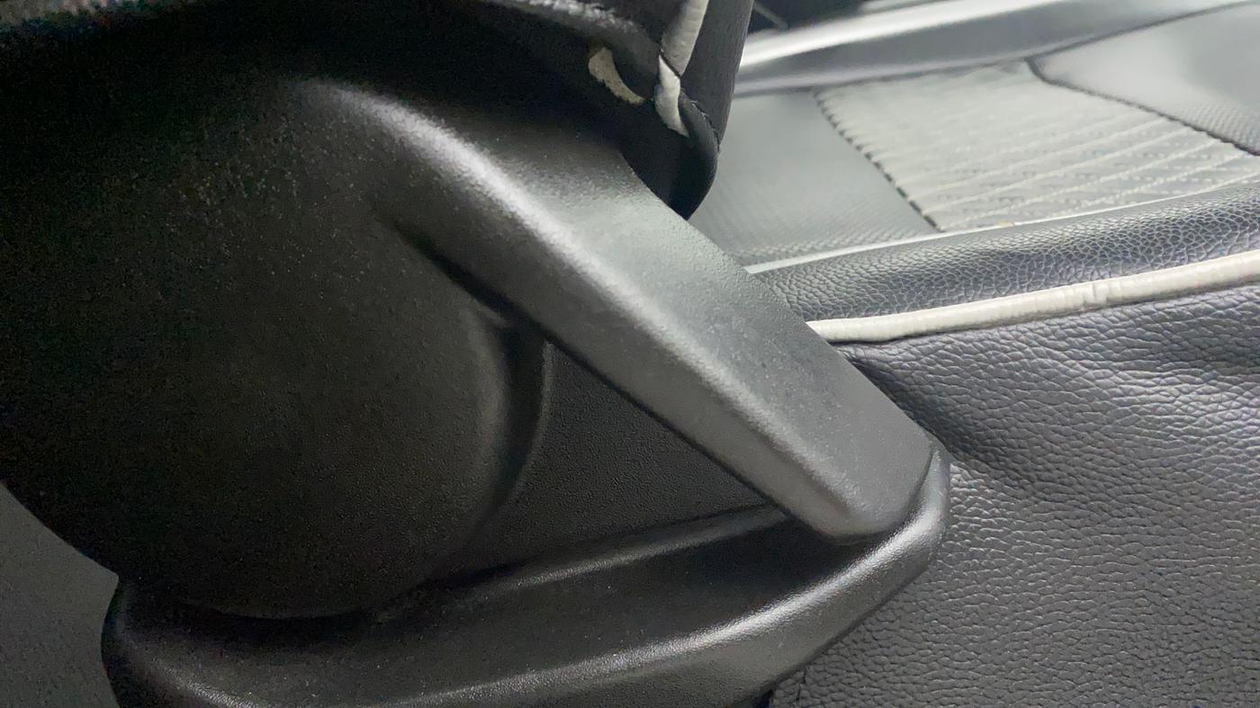 2016 Maruti Baleno DELTA PETROL 1.2, Petrol, Manual, 86,246 km, Driver Side Adjustment Panel