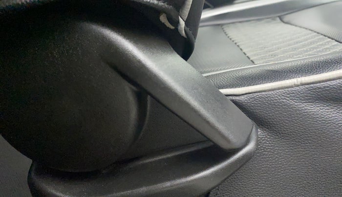 2016 Maruti Baleno DELTA PETROL 1.2, Petrol, Manual, 86,246 km, Driver Side Adjustment Panel