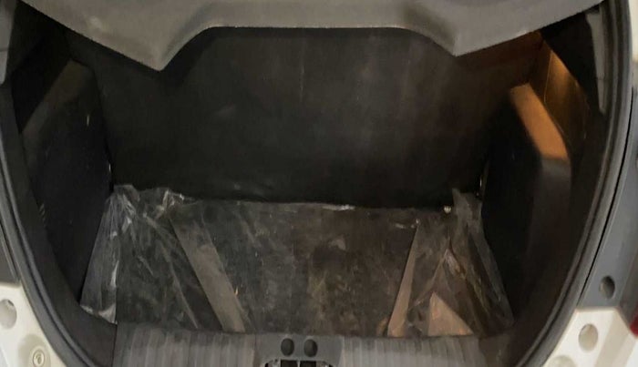 2018 Ford FREESTYLE TITANIUM 1.5 DIESEL, Diesel, Manual, 52,560 km, Boot Inside