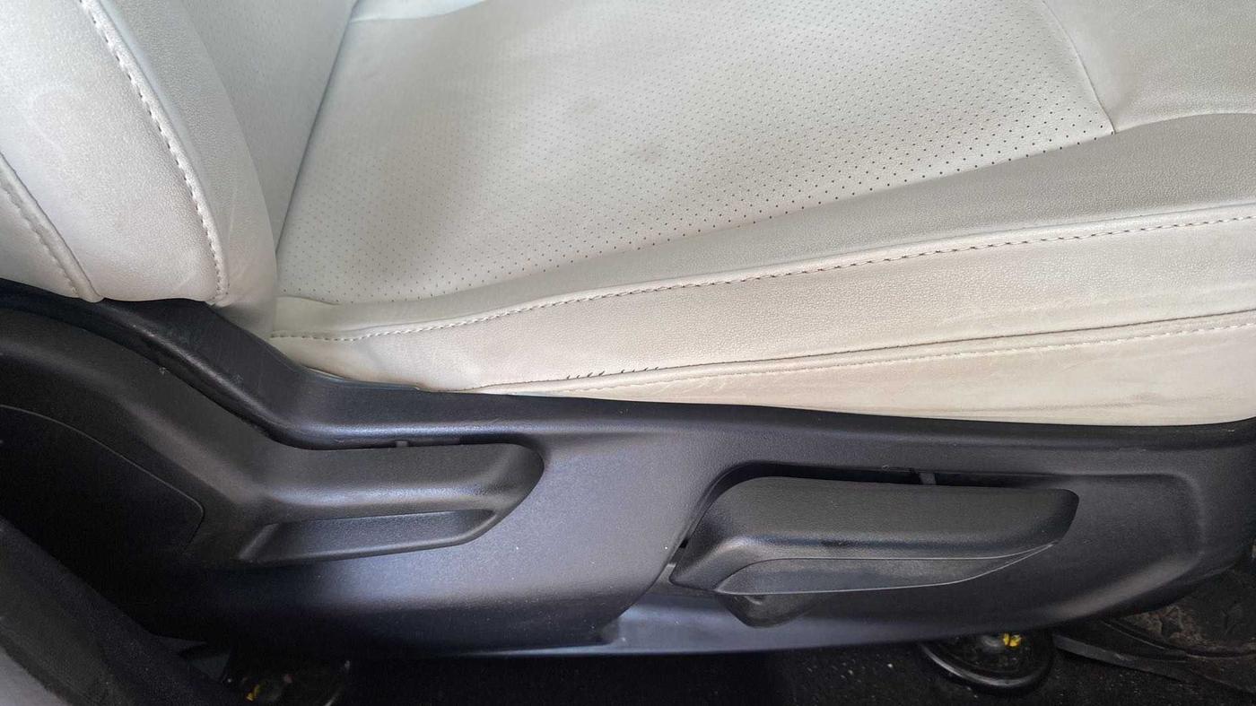 2023 Tata TIGOR XZ PLUS CNG LEATHERETTE PACK, CNG, Manual, 14,038 km, Driver Side Adjustment Panel