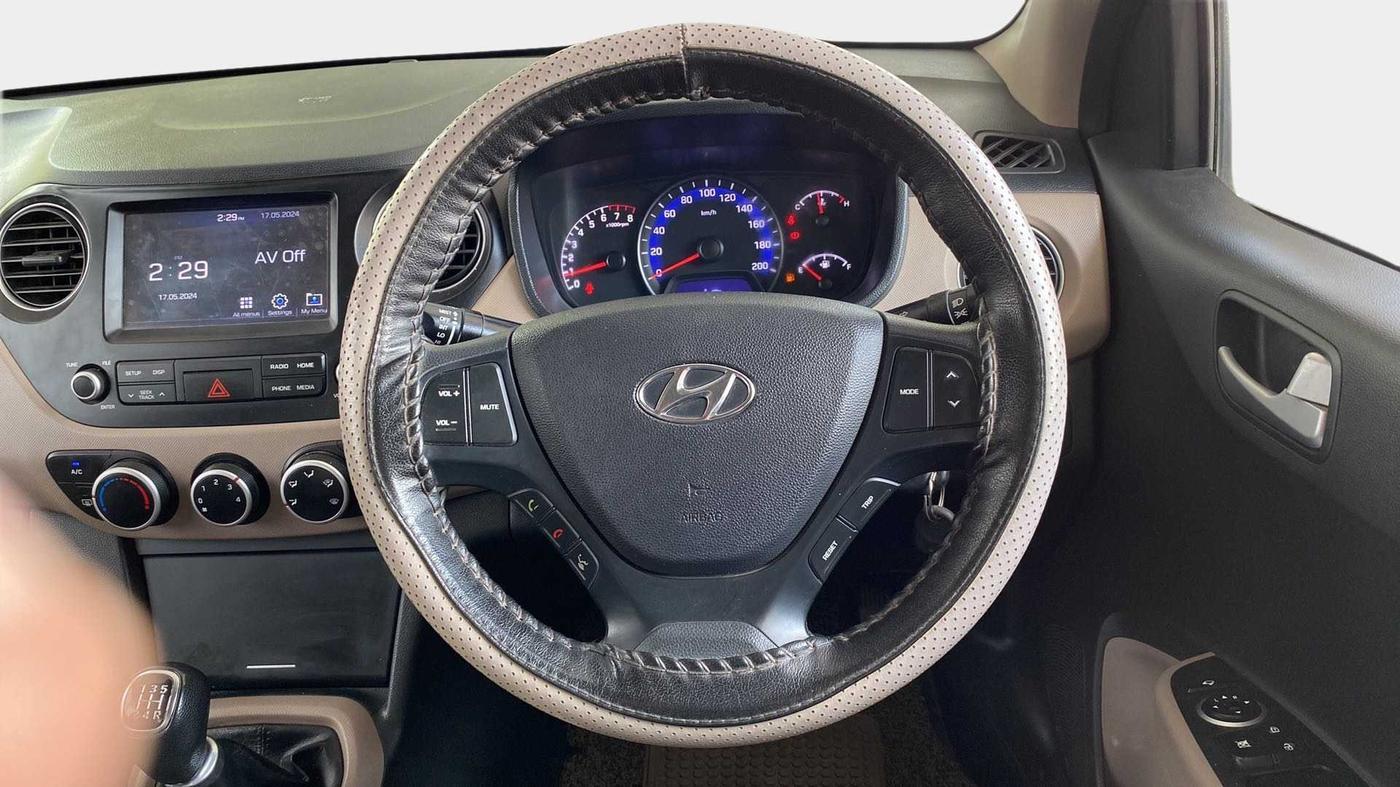 2019 Hyundai Xcent SX 1.2, CNG, Manual, 48,829 km, Steering Wheel Close Up