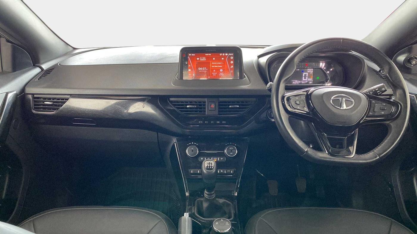 2022 Tata NEXON XZ PLUS (O) DIESEL DARK EDITION, Diesel, Manual, 26,543 km, Dashboard