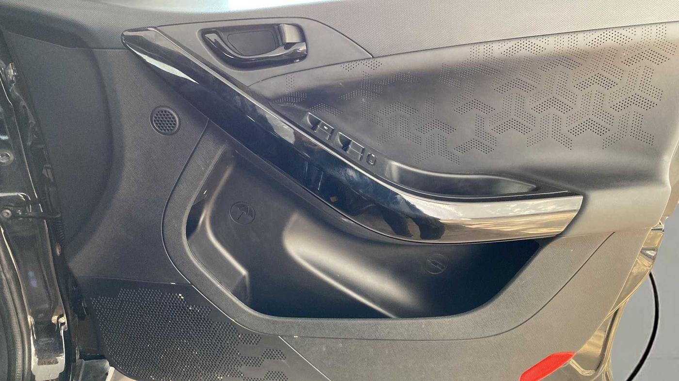 2022 Tata NEXON XZ PLUS (O) DIESEL DARK EDITION, Diesel, Manual, 26,543 km, Driver Side Door Panels Control