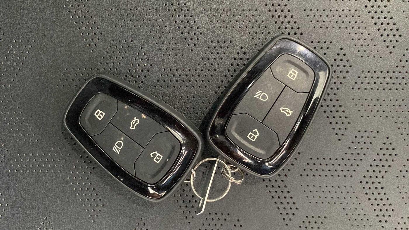 2022 Tata NEXON XZ PLUS (O) DIESEL DARK EDITION, Diesel, Manual, 26,543 km, Key Close Up