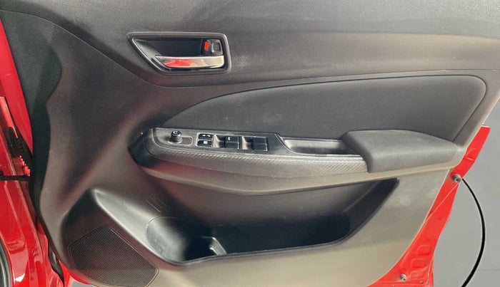 2019 Maruti Swift VXI, Petrol, Manual, 33,141 km, Driver Side Door Panels Control