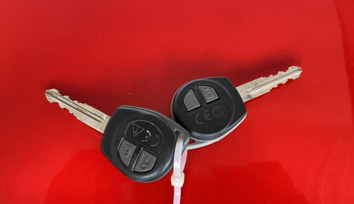 2019 Maruti Swift VXI, Petrol, Manual, 33,141 km, Key Close Up