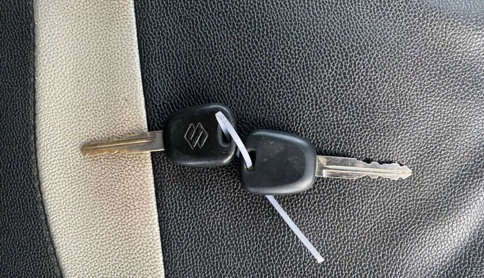 2018 Maruti Baleno SIGMA PETROL 1.2, Petrol, Manual, 51,239 km, Key Close Up
