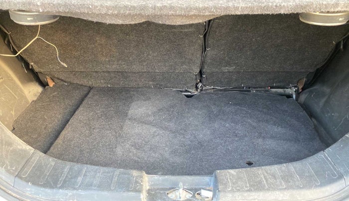 2014 Maruti Wagon R 1.0 LXI, Petrol, Manual, 53,287 km, Boot Inside