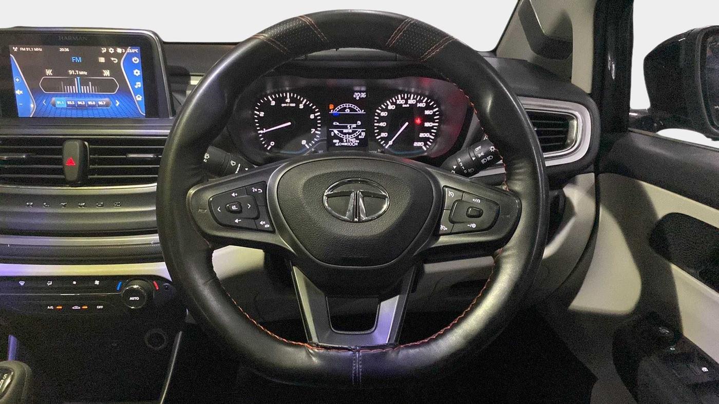 2021 Tata ALTROZ XT PETROL, Petrol, Manual, 51,733 km, Steering Wheel Close Up