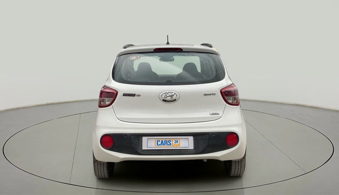 2017 Hyundai Grand i10 SPORTZ (O) AT 1.2 KAPPA VTVT, CNG, Automatic, 48,380 km, Back/Rear