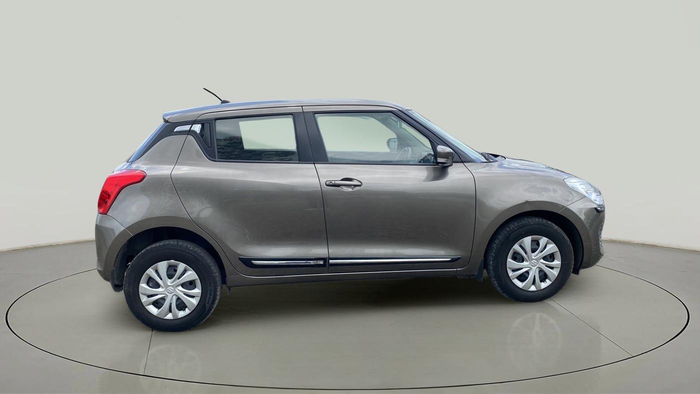 2018 Maruti Swift VXI, Petrol, Manual, 33,970 km, Right Side