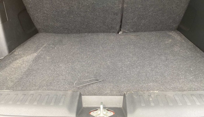 2023 Maruti BREZZA ZXI SMART HYBRID , Petrol, Manual, 8,468 km, Boot Inside