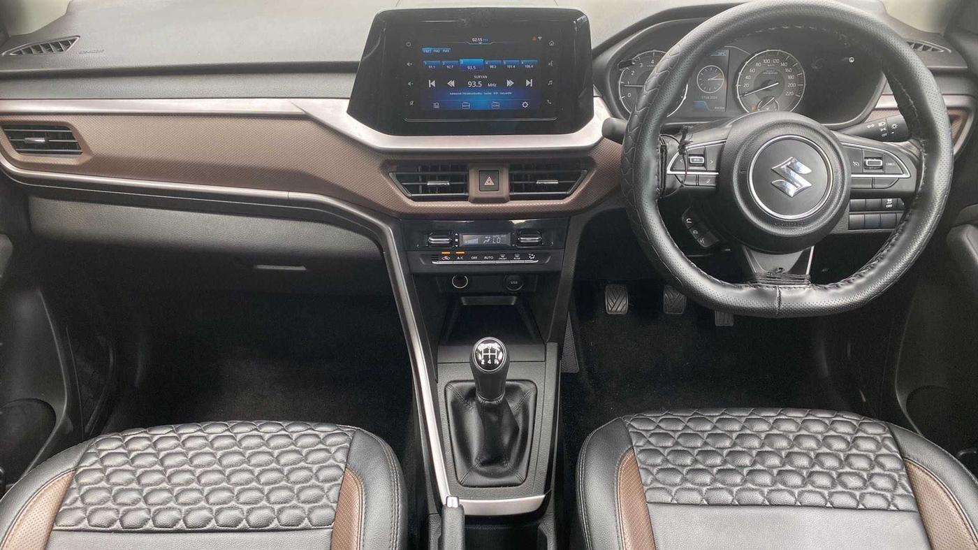 2023 Maruti BREZZA ZXI SMART HYBRID , Petrol, Manual, 8,468 km, Dashboard