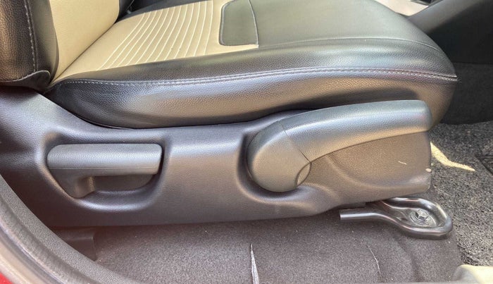 2020 Honda Jazz 1.2L I-VTEC VX CVT, Petrol, Automatic, 59,122 km, Driver Side Adjustment Panel
