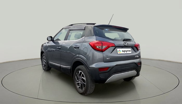 2022 Mahindra XUV300 W8 (O) 1.2 PETROL, Petrol, Manual, 11,285 km, Left Back Diagonal