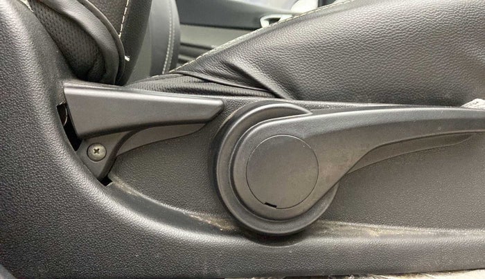 2018 Tata Tiago XZ PETROL, Petrol, Manual, 15,721 km, Driver Side Adjustment Panel