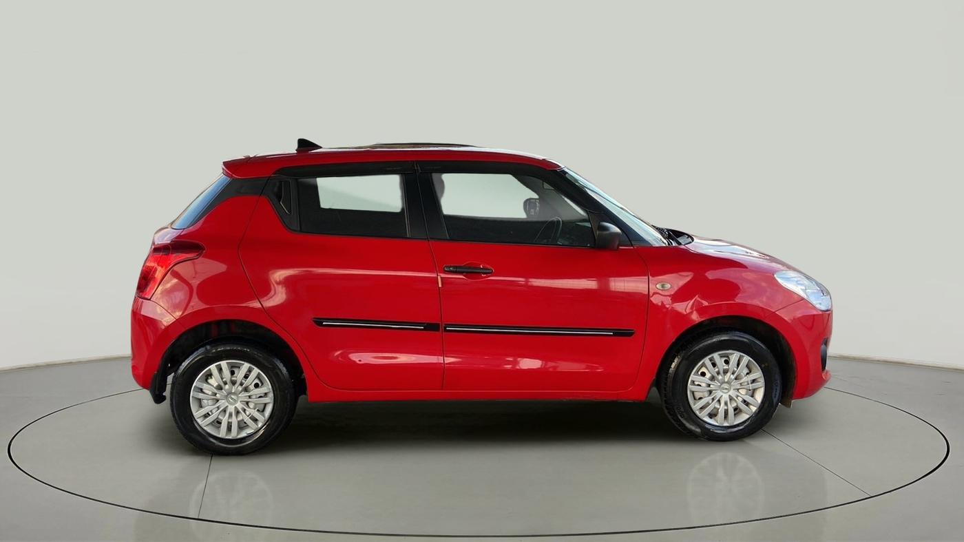 2020 Maruti Swift LXI, Petrol, Manual, 24,703 km, Right Side View