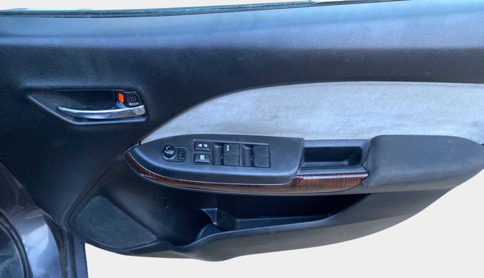 2017 Maruti Baleno DELTA PETROL 1.2, Petrol, Manual, 79,753 km, Driver Side Door Panels Control