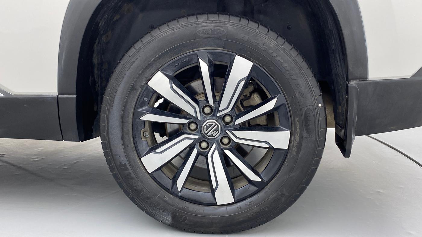2020 MG HECTOR SHARP DCT PETROL, Petrol, Automatic, 28,080 km, Left Rear Wheel