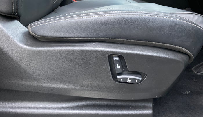 2020 MG HECTOR SHARP DCT PETROL, Petrol, Automatic, 28,080 km, Driver Side Adjustment Panel