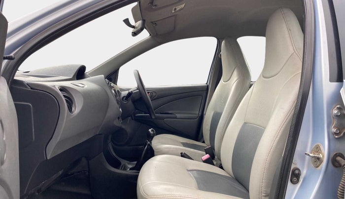 2012 Toyota Etios Liva G, Petrol, Manual, 60,803 km, Right Side Front Door Cabin