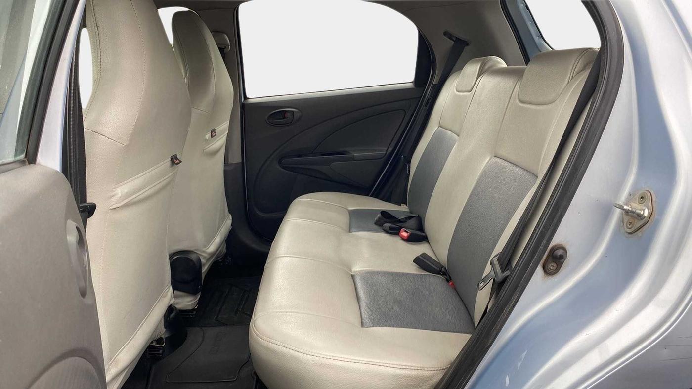 2012 Toyota Etios Liva G, Petrol, Manual, 60,803 km, Right Side Rear Door Cabin
