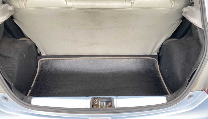 2012 Toyota Etios Liva G, Petrol, Manual, 60,803 km, Boot Inside