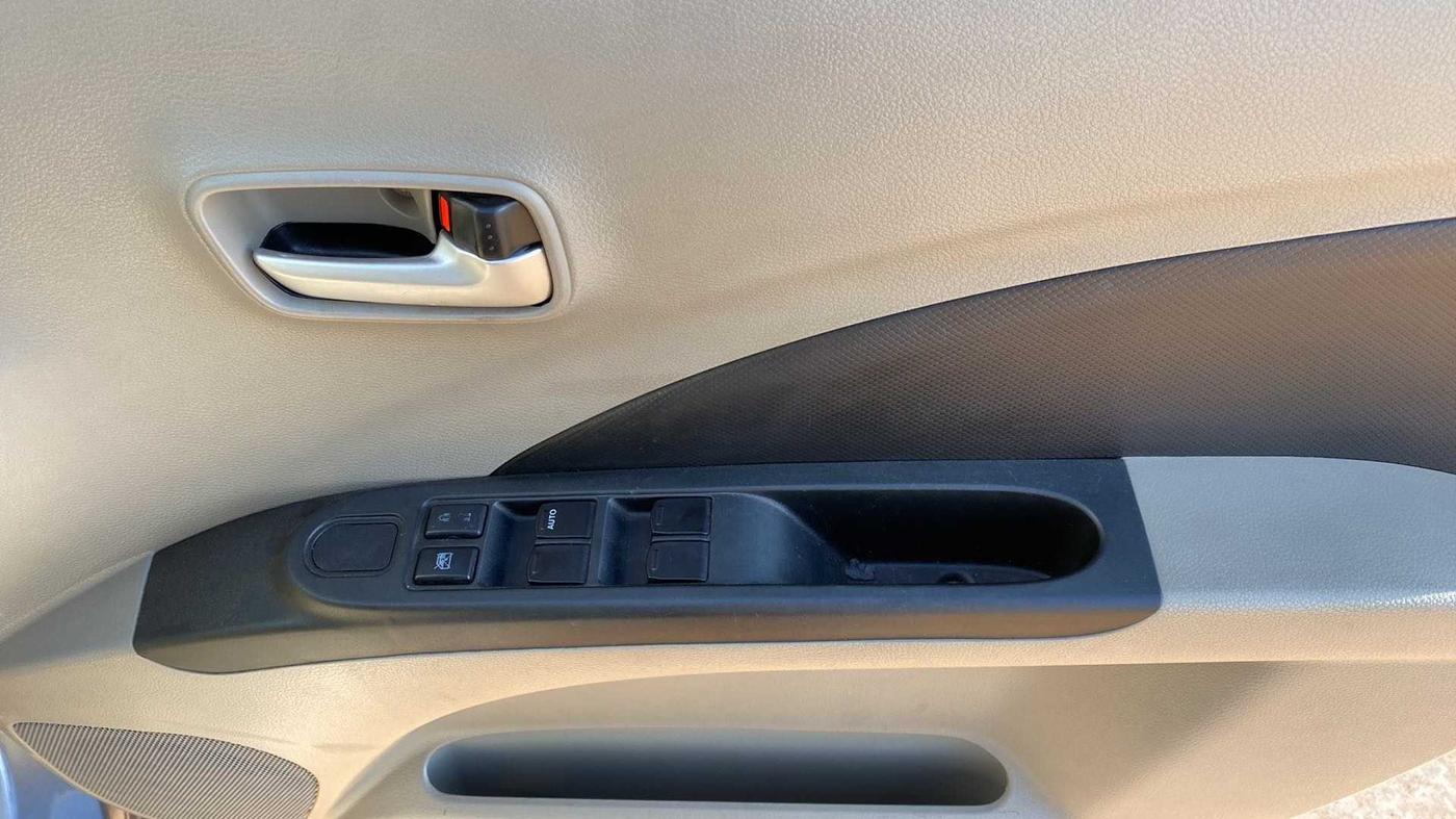 2016 Maruti Celerio VXI (O), Petrol, Manual, 36,837 km, Driver Side Door Panels Control