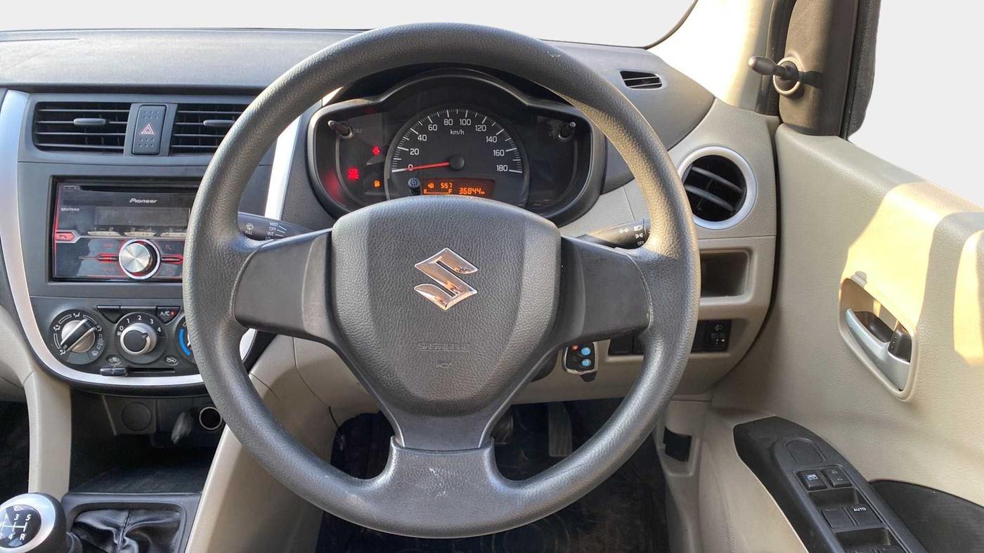 2016 Maruti Celerio VXI (O), Petrol, Manual, 36,837 km, Steering Wheel Close Up