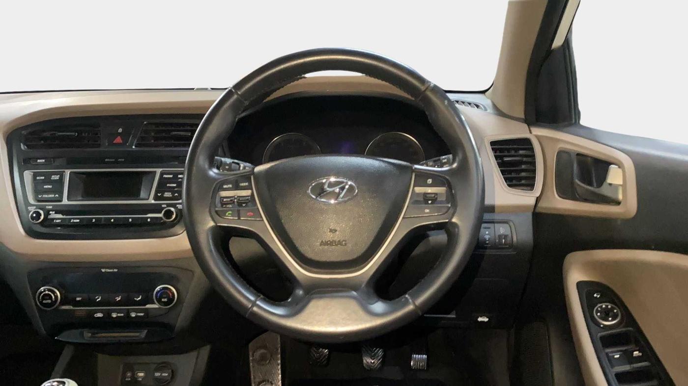 2017 Hyundai Elite i20 ASTA 1.2, Petrol, Manual, 64,313 km, Steering Wheel Close Up