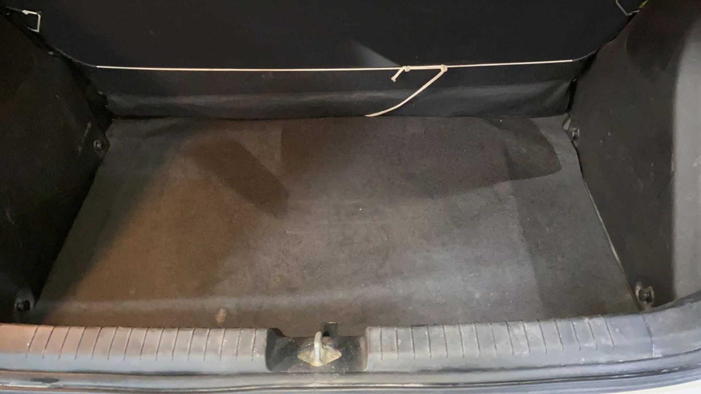 2017 Hyundai Elite i20 ASTA 1.2, Petrol, Manual, 64,313 km, Boot Inside