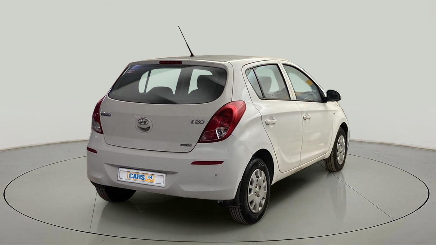 2014 Hyundai i20 MAGNA (O) 1.2, Petrol, Manual, 30,598 km, Right Back Diagonal