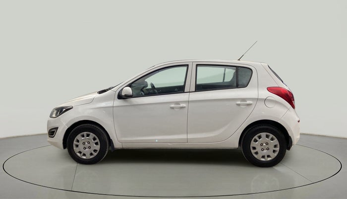 2014 Hyundai i20 MAGNA (O) 1.2, Petrol, Manual, 30,598 km, Left Side
