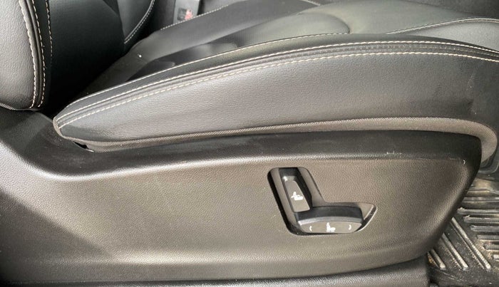 2020 MG HECTOR SHARP 1.5 DCT PETROL, Petrol, Automatic, 15,266 km, Driver Side Adjustment Panel
