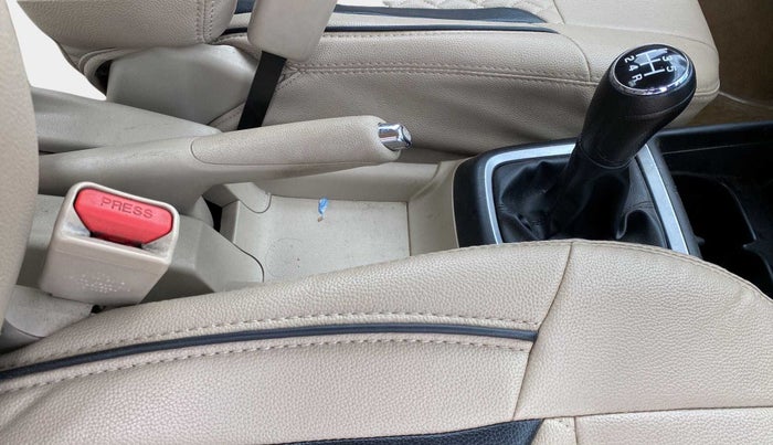 2018 Maruti Dzire VXI, Petrol, Manual, 36,905 km, Gear Lever