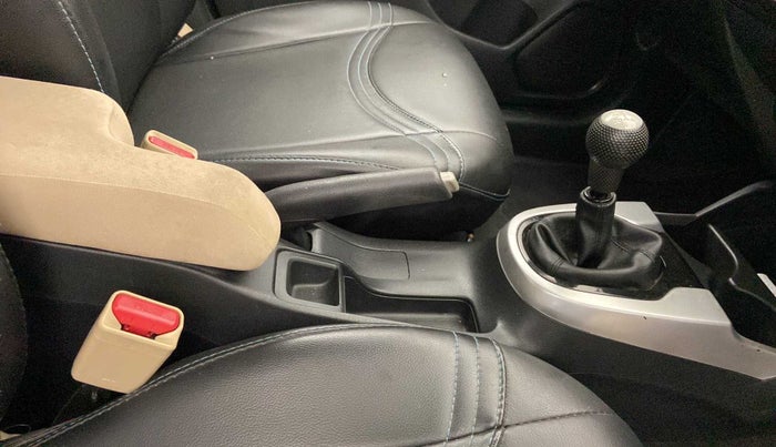 2019 Honda Jazz 1.2L I-VTEC V, Petrol, Manual, 49,131 km, Gear Lever