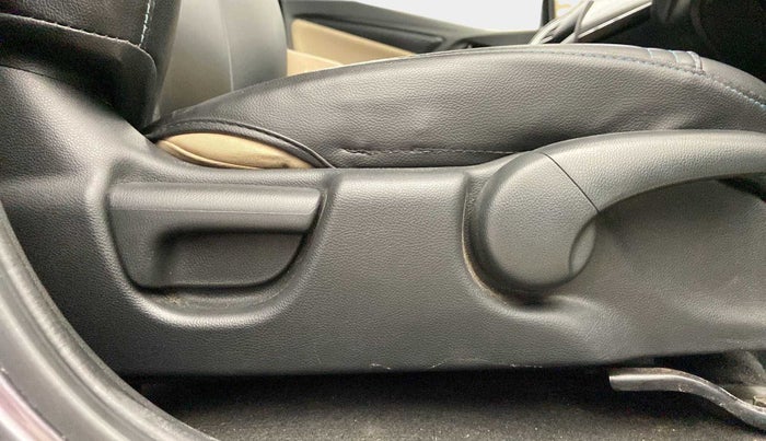 2019 Honda Jazz 1.2L I-VTEC V, Petrol, Manual, 49,131 km, Driver Side Adjustment Panel