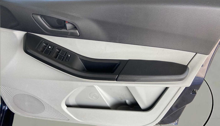 2023 Tata Tiago XTA PETROL, Petrol, Automatic, 11,731 km, Driver Side Door Panels Control