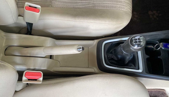 2020 Maruti Dzire ZXI, Petrol, Manual, 32,350 km, Gear Lever